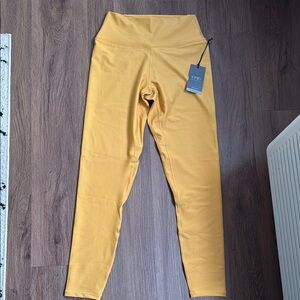 Abercrombie & Fitch YPB Curve Love 7/8 Length Legging